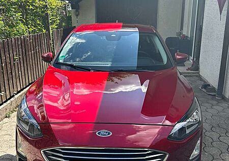 Ford Focus Fließheck 1.0 EcoBoost Start-Stopp-TITANi