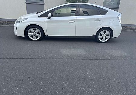 Toyota Prius (Hybrid) Executive