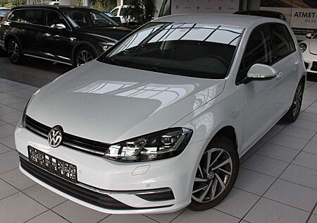VW Golf Volkswagen VII Lim./SOUND/DSG/LED/ACC/ALU/STZHZ/NAVI/A