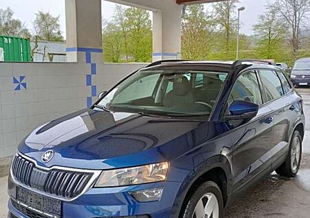 Skoda Karoq Kombilimousine Benzin