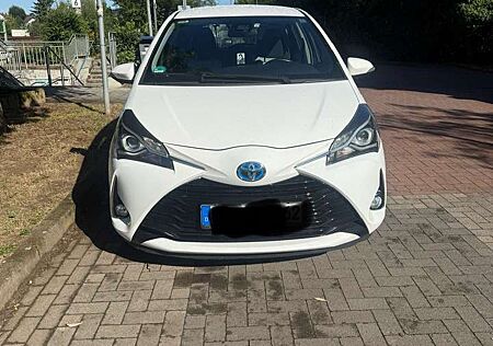 Toyota Yaris Hybrid Hybrid 1.5 VVT-i Team Deutschland