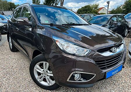 Hyundai ix35 StarEdition*1.HD*33.TKM*Klima*Leder*TÜV NEU