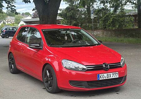 VW Golf Volkswagen 1.6 TDI DPF Trendline