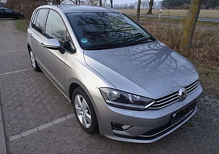 VW Golf Sportsvan Volkswagen Golf VII Sportsvan Diesel 1.6 TDI (BlueMotion Technology) DSG Sound