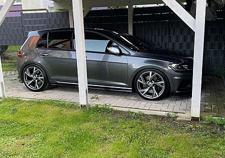 VW Golf R Volkswagen R BMT/Start-Stopp 4Motion