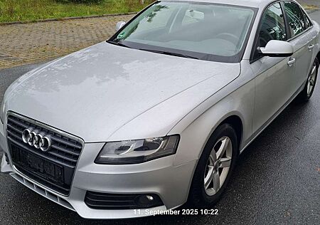 Audi A4 Attraction 2 Hand