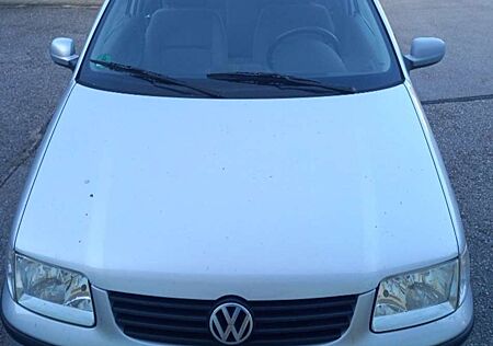 VW Polo Volkswagen III