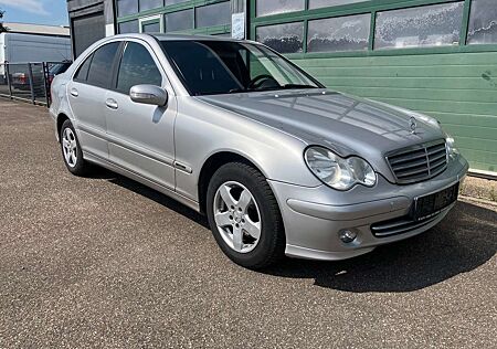 Mercedes-Benz C 180 Kompressor Automatik Tempomat Klima Scheckheft