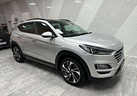 Hyundai Tucson 1.6 DCT 360° Kamera AHK Pano 8x bereift