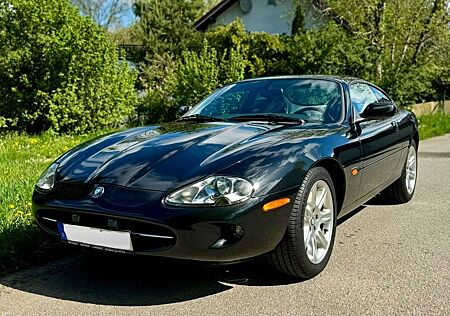 Jaguar XK8 XK8 Coupe