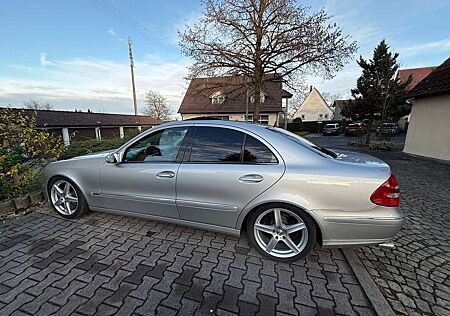 Mercedes-Benz E 320 Elegance