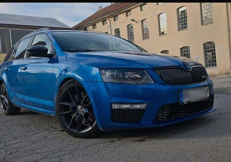Skoda Octavia Combi 2.0 TSI (Green tec) DSG RS