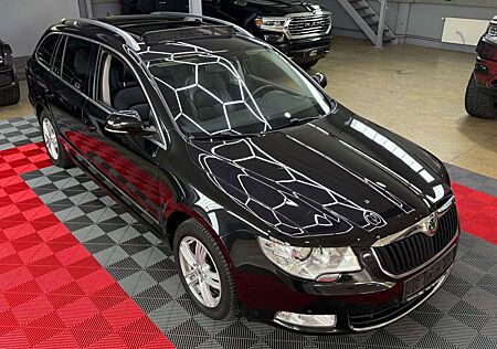 Skoda Superb Elegance Panorama Leder Xenon Navi SHZ