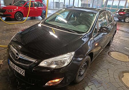 Opel Astra 1.6 Design Edition