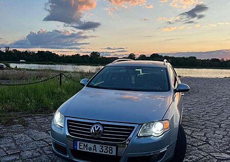 VW Passat Variant Volkswagen 2.0 TDI DPF DSG Comfortline