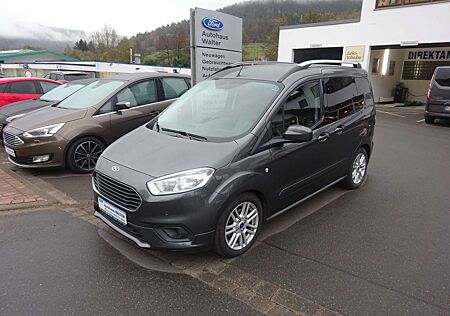 Ford Tourneo Courier Titanium Navi Winterpaket PDC