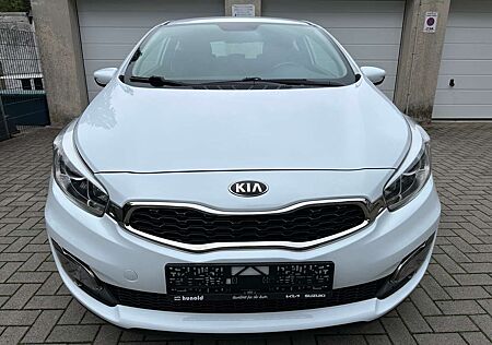 Kia Cee'd Ceed / Ceed 1.6 GDI Edition 7/2.Hand/Klima/Scheckheft/PDC