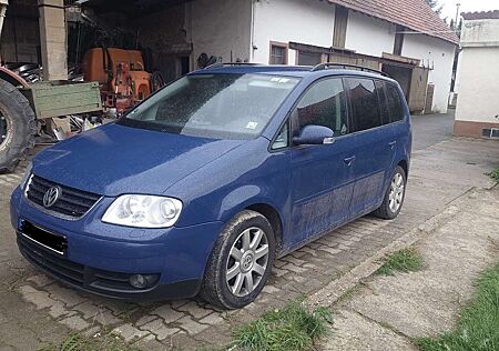 VW Touran Volkswagen 2.0 TDI Highline
