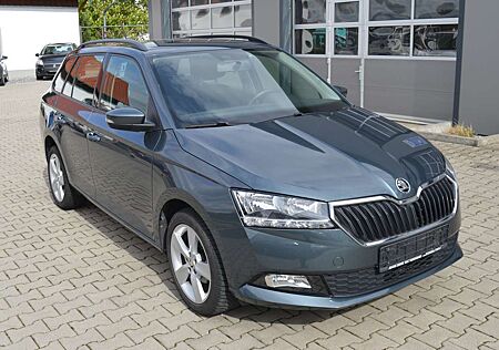 Skoda Fabia Combi 1.0 MPI +"PDC-Klima-Sitzheizung-DAB'+