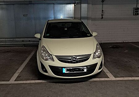 Opel Corsa 1.4 16V Selection