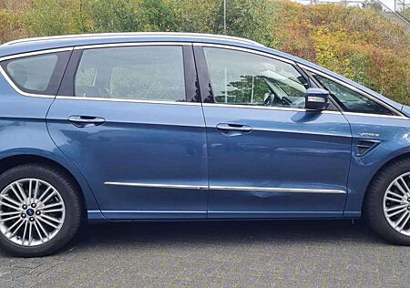 Ford S-Max 2.0 Turbo Vignale/7-Si/ Scheckheft/Voll
