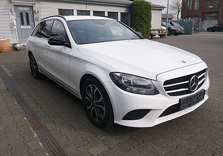 Mercedes-Benz C 220 T d Avantgarde Navi LED Distronic