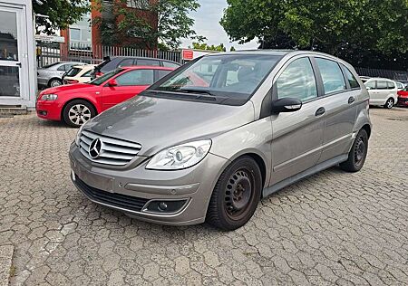 Mercedes-Benz B 200 *Automatik*PDC*SHZ*Navi*Leder*Tüv Neu