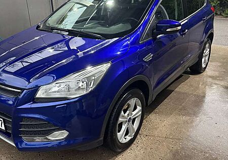 Ford Kuga 2.0 TDCi 2x4 SYNC