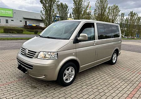 VW T5 Multivan Volkswagen Multivan 1.9 tdi DPF AHK