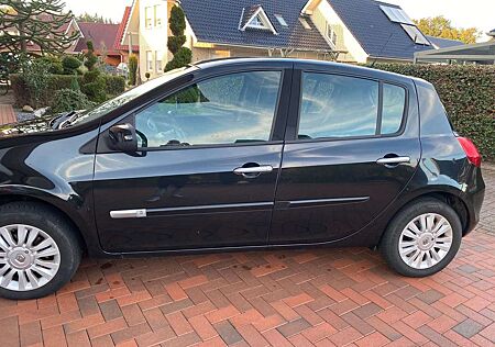Renault Clio Expression 1.2 16V NAVI Freissprechanlage