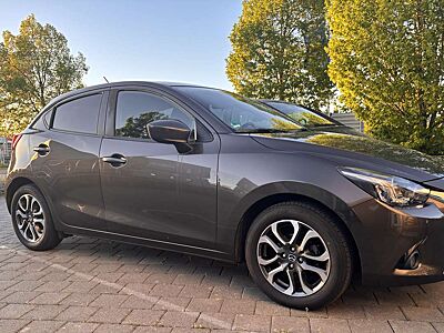 Mazda 2 SKYACTIVE-G 90/ AL-NAKAMA