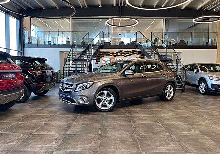 Mercedes-Benz GLA 220 GLA -Klasse CDI / d 4Matic *PANO*KAMERA