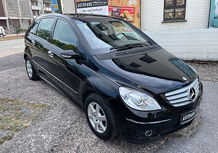 Mercedes-Benz B 170 Autotronic / 1.Hand / Klimaauto. / AHK / PDC /