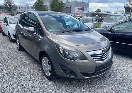 Opel Meriva 1.4l 103KW . Klima. Scheckheft. Einparkhilfe