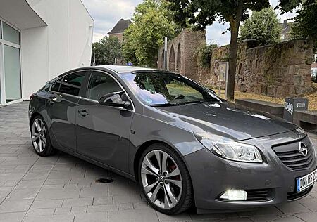 Opel Insignia Opel Insignia 2.0 CDTI Eco Sport Tour – 160 PS – 6