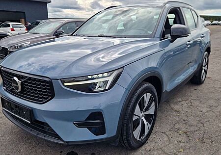 Volvo XC 40 XC40 Plus Dark 2WD LED Navi 1.Hand