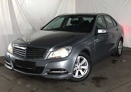 Mercedes-Benz C 180 CGI NAVI AUTOMATIK PARCTRONIC AHK SHZ