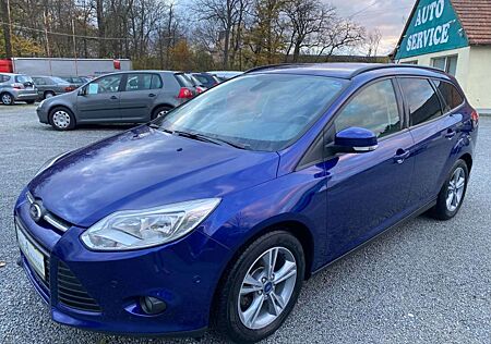 Ford Focus 1,6/Klimaauto./Sitzhzg./ZR neu/1.Hand