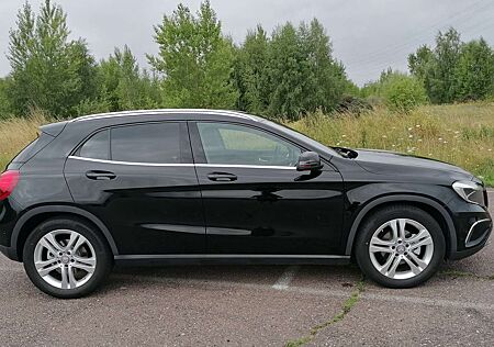 Mercedes-Benz GLA 220 GLA Diesel d 4Matic 7G-DCT Urban
