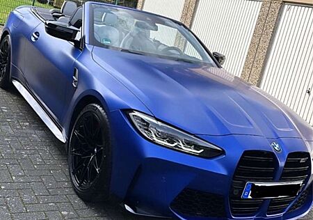 BMW M4 Cabrio Competition M xDrive