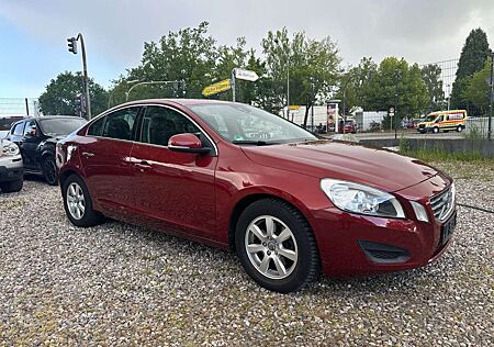 Volvo S60 D3 Geartronic Momentum