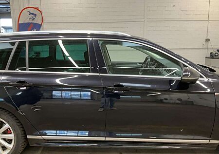 VW Passat Variant Volkswagen 2.0 TDI Highline 4Motion BlueMotion
