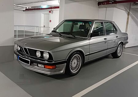 BMW 535 E28