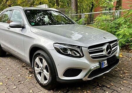 Mercedes-Benz GLC 250 4Matic 9G-TRONIC, TüV auf Wunsch neu