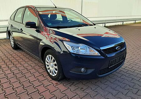 Ford Focus 1.6 16V*1-Hand*Klima*Angebot*gepf.Zustand*