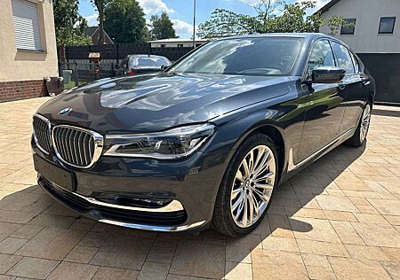 BMW 730 d+HuD+Leder+SSD+Gestik+Massage+Laser+Standh+