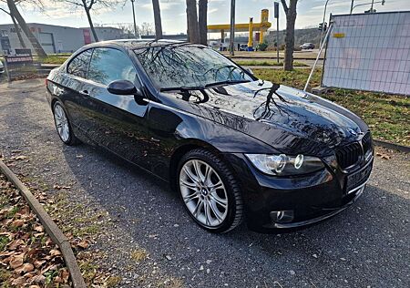 BMW 325 iA Coupe Automatik / Leder