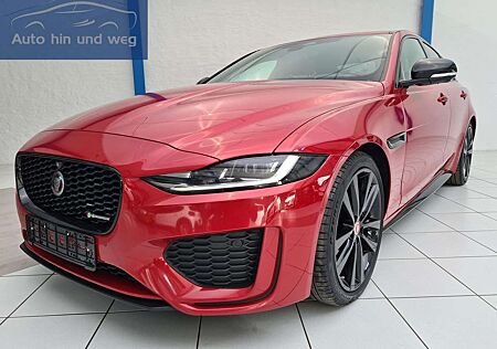 Jaguar XE 2.0 Diesel R-Dynamic Black | 360° | Matrix