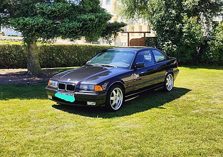 BMW 320i 320