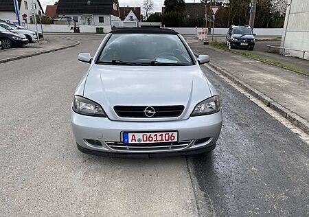 Opel Astra Cabrio 2.2 16V